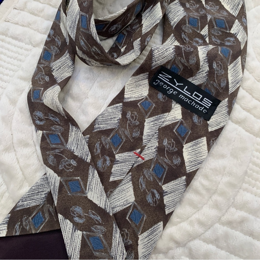 Geometric Patterned Brown Tie - image 7